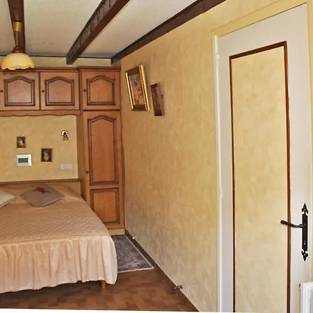 La Cascade Fleurie * Saint-Genès-Champespe