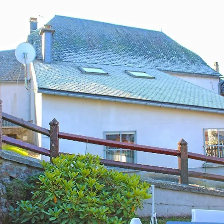 La Cascade Fleurie Saint-Genès-Champespe
