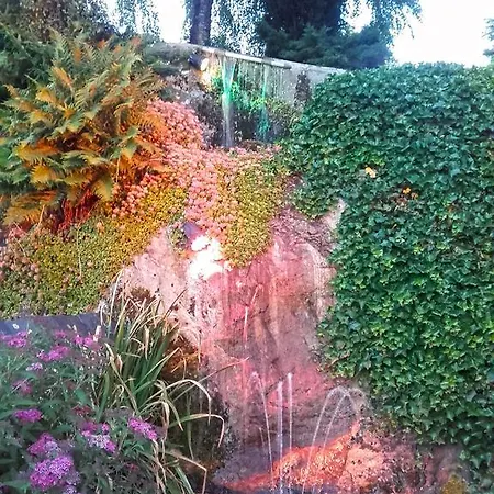 La Cascade Fleurie アパート Saint-Genès-Champespe